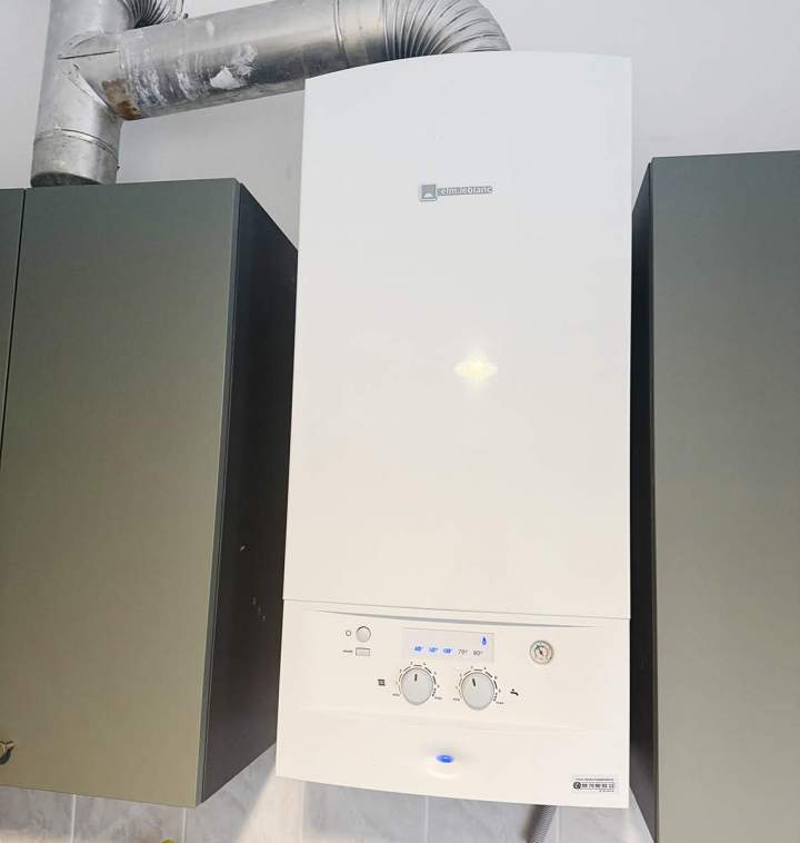 Installation de chauffe-eau Ris-Orangis